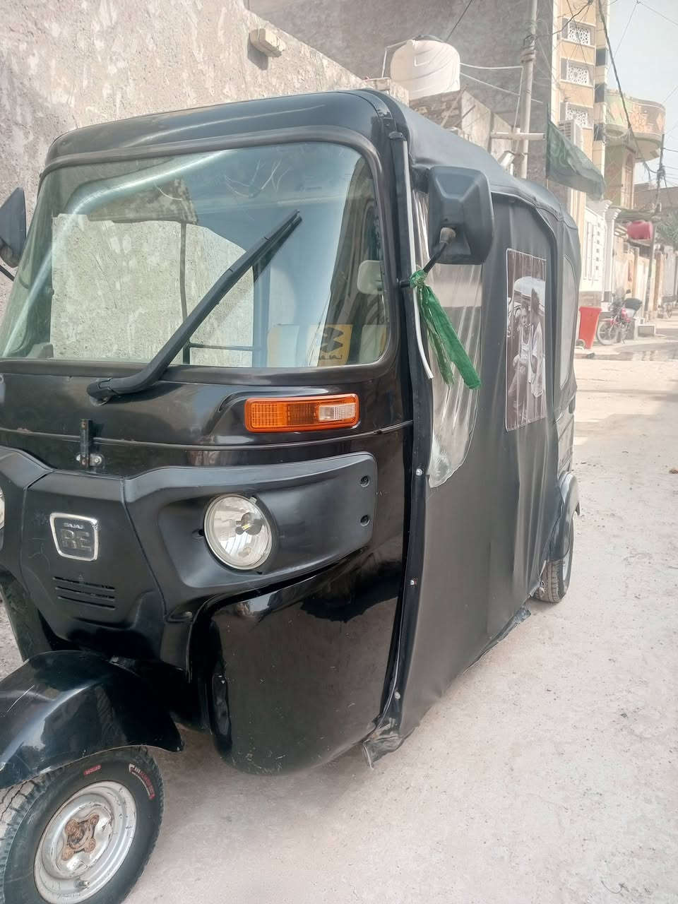 السلام عليكم تكتك موديل 2022 شهر 8 
تكتك حلوه رقم و سنويه 
بيه طعجات ب الصفحه التكتك حلوه 
السعر 8250 وبيه مجال 
مكلف ب النشر 
*********** رقم الهاتف 
المكان بابل قضاء القاسم
