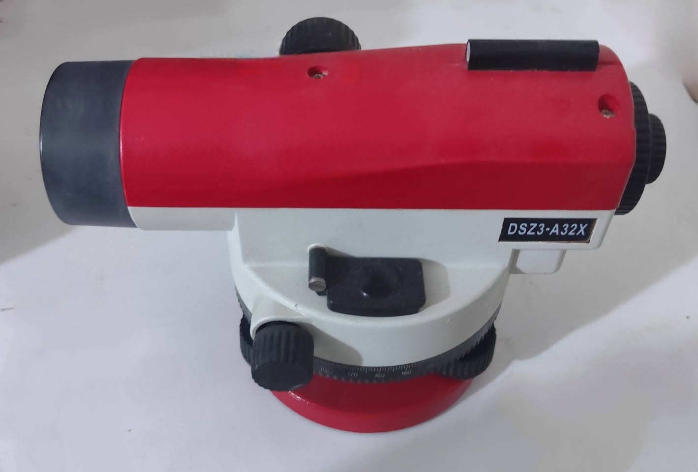 السلام عليكم يوجد 3 اجهزة لفل مستخدمات 
قليل للبيع بسعر مناسب شرط الفحص و المعايرة 
للأستفسار الاتصال على ***********
