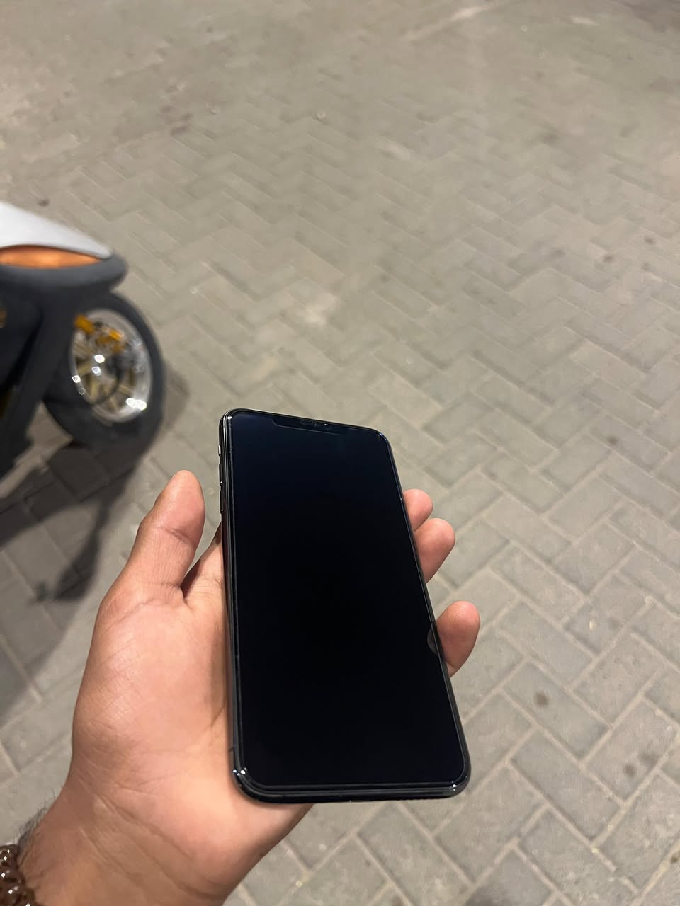 11 برو ماكس مكفول كفاله عامه ذاكره256 بطاريه 71 مراوس ب ماكس


**إذا كنت صاحب هذا الإعلان وتريد حذفه لأي سبب، رجاءا أرسل رسالة إلى الدعم الفني**