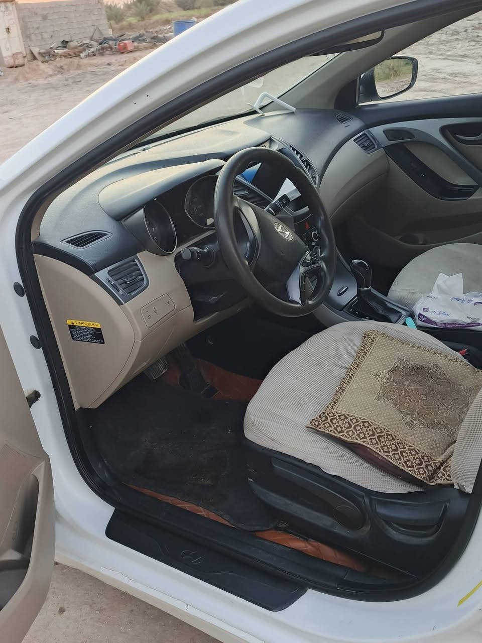 النترا للبيع مديل 2016 أمريكي مكينه 1800 السياره قاصرين السعر ٦٠ رقم الهاتف ***********
