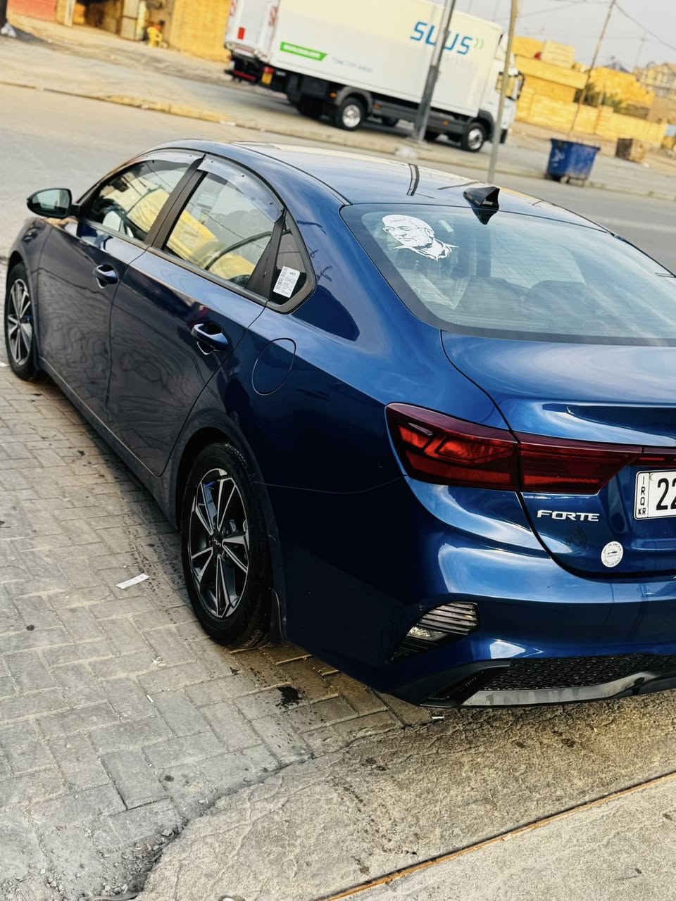 فورتي 2022وررد امريكي حادثها موضح بالصور مكان السياره بصره مركز المدينه بالمعقل السعر133ورقه وبيها مجال 
للاستفسار :***********
