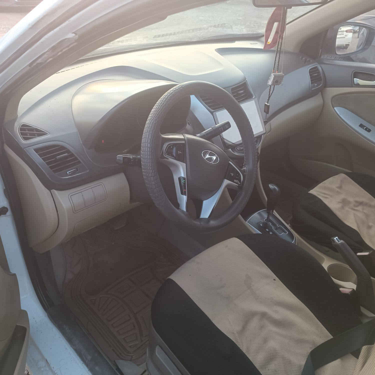 هوندا اكسنت 2011سعر 79$
سياره بي بس باب سكن صبغ مع ٢دوسه 

كير شرط محرك بي خيط بخار بس محرك موشرط

تحويل وكاله شرط من شرعي طخم وحدادي جديد 
وسقف وبوند بي حالوب 

عنوان دهوك قضاء برده رش


**إذا كنت صاحب هذا الإعلان وتريد حذفه لأي سبب، رجاءا أرسل رسالة إلى الدعم الفني**