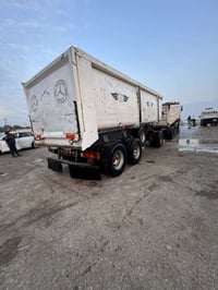 عربانه للبيع تخم تاير جاهزه للعمل ونج جديد كهربائيات جديده للاستفسار ٠...