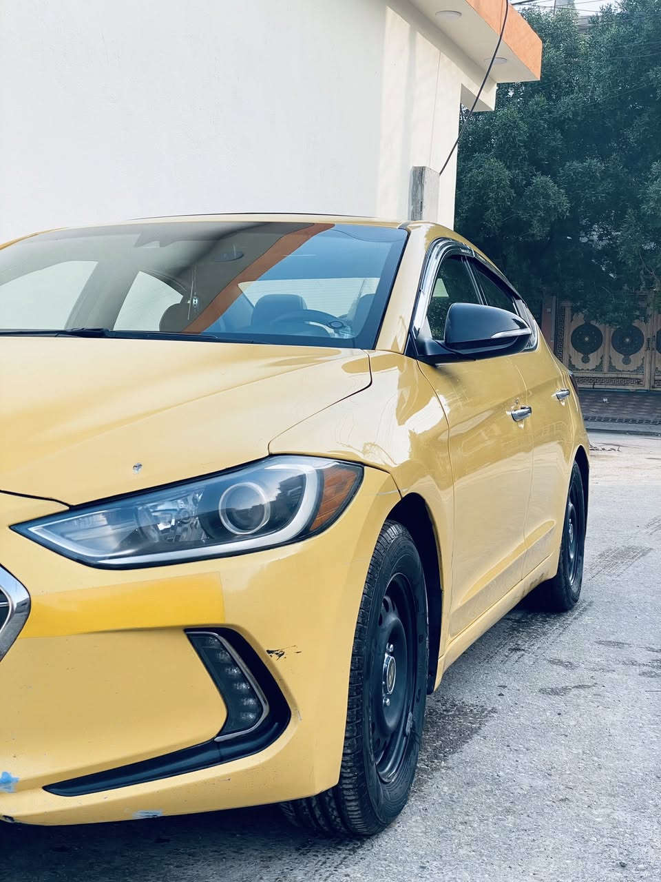 النترا 2017 فول موصفات + منظومة غاز
بسمي مكاني بغداد الحادث بامريكا فقط مرفق بالمنشور 
 صدره السياره جديد ومابيها اي نقص وخير من الله 
موصفاتها كشن كهربائي + هيترات بكل الكشنات الجلد 
شاشة كبيرة + شاشة عطلات ورادارت سرعة وبيها موصفات كلش هواي 
السعر 122 وبيها مجال قليل 
للاتصال ***********
