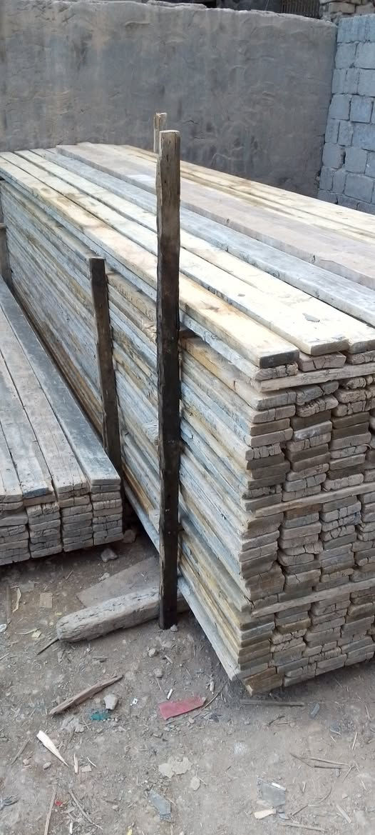 قالب خشب للبيع العدد ٩ مكاعب مشتغل بي شغلتين العنوان بابل رقم الهاتف ***********
