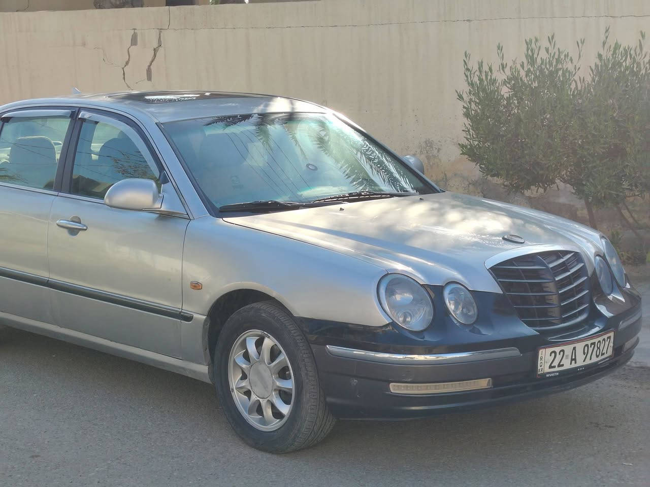 السعر 55 ورقه سعر بطه محور
سلام عليكم
كيا اوبروس مال وفود 2004  رقم اربيل دولي سنويه ل٢٨ فول مواصفات كشنات كهرباء استيرن كهرباء سلايد روف كهربائيات كلها شغاله محرك وكير مال الفلون مكفولات
سياره كلها بدون اي ضربه كلها فقط صبغ احزام للجماليه
مكاني ديالى المقدايه ***********
