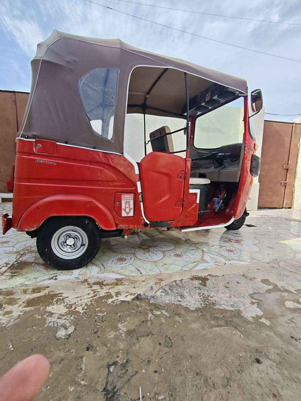 تكتك 22شهر 2 رقم ذي قار ضربته فقط صفحه وحده دراجه خير من الله ما تخسر عليه شي سعر
8650 وبيه مجال ***********
