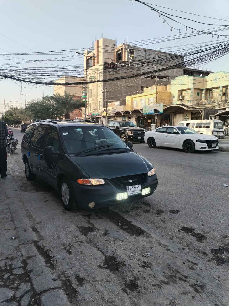 السلام عليكم ورحمه الله وبركاته دوج للبيع 55وبيه مجال مكاني كربلاء المقدسة حي الغدير هذا رقمي *********** متواجد على الفيس
