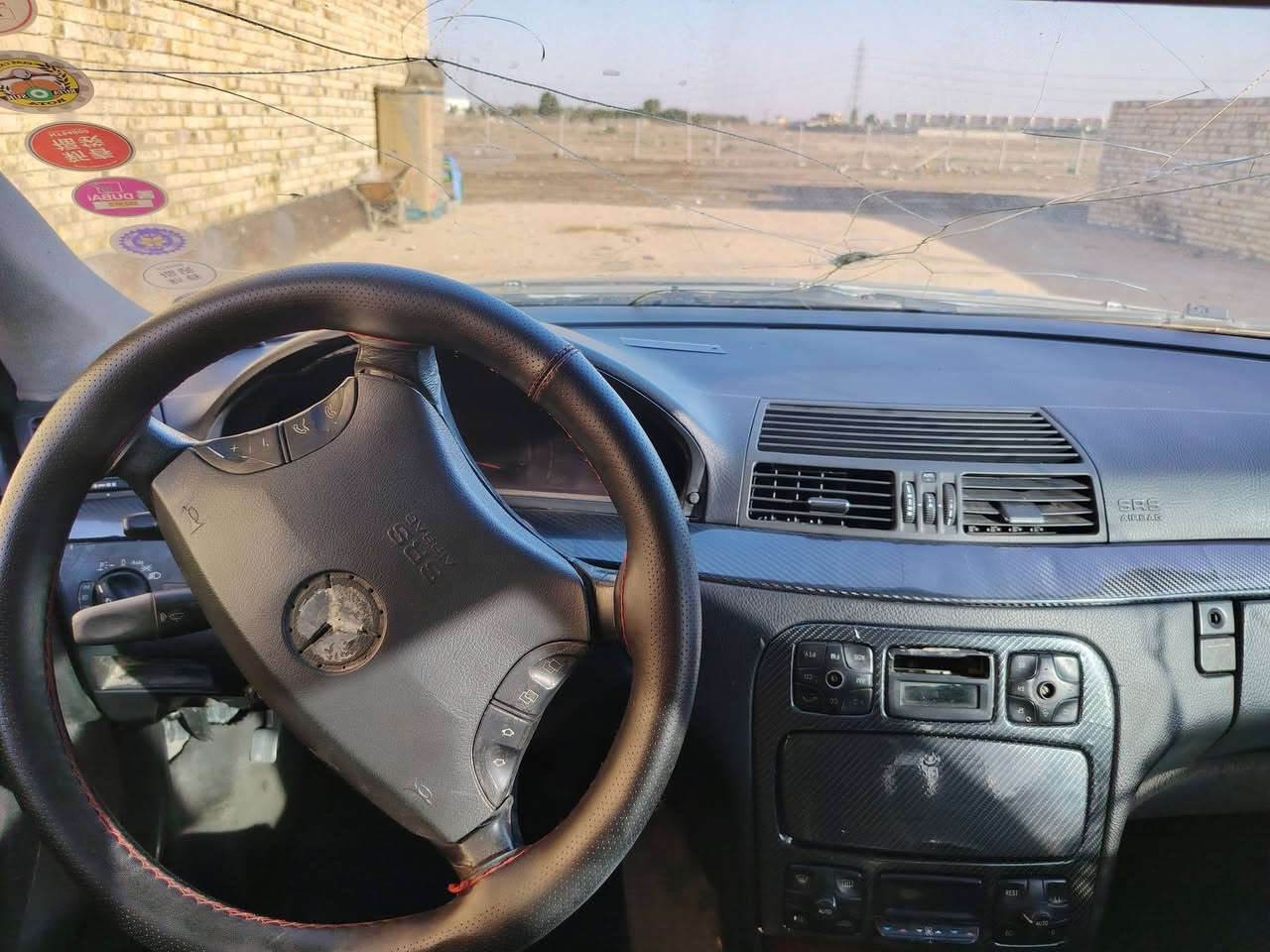 السلام عليكم للبيع  مارسدس غواصه موديل 2002 اصل   رقم سليمانيه الماني  تحويل مباشر محرك وكير راس الثور مكفوله من الضربه صبغ حراري درجه اولى  تخم تاير حداديه جديده   سياره بيها ناوقص بصيطه العنوان الديوانية رقم التلفون *********** السعر 53 وبيها مجال
