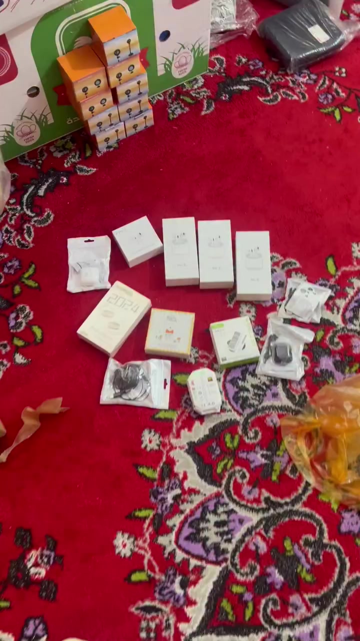 🛑شلعة ايربودات


**إذا كنت صاحب هذا الإعلان وتريد حذفه لأي سبب، رجاءا أرسل رسالة إلى الدعم الفني**