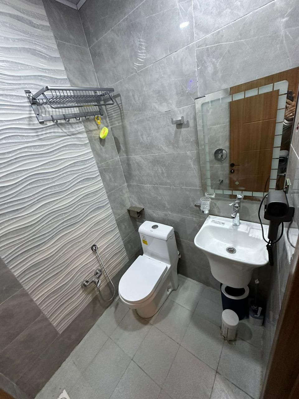 شقق المقام  _كربلاء المقدسة

📍 الموقع:خلف مقام صاحب الزمان 

 يبعد 7 دقائق فقط عن الحرم الشريف

📱 للحجز والاستفسار (اتصال / واتساب):

***********
***********

 شقق مؤثثه  كاملة وخدمة مميزة لضمان راحتكم
