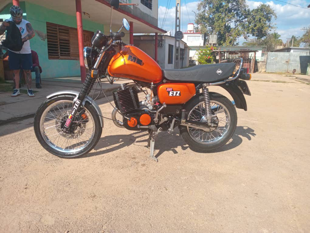 Clean


**إذا كنت صاحب هذا الإعلان وتريد حذفه لأي سبب، رجاءا أرسل رسالة إلى الدعم الفني**