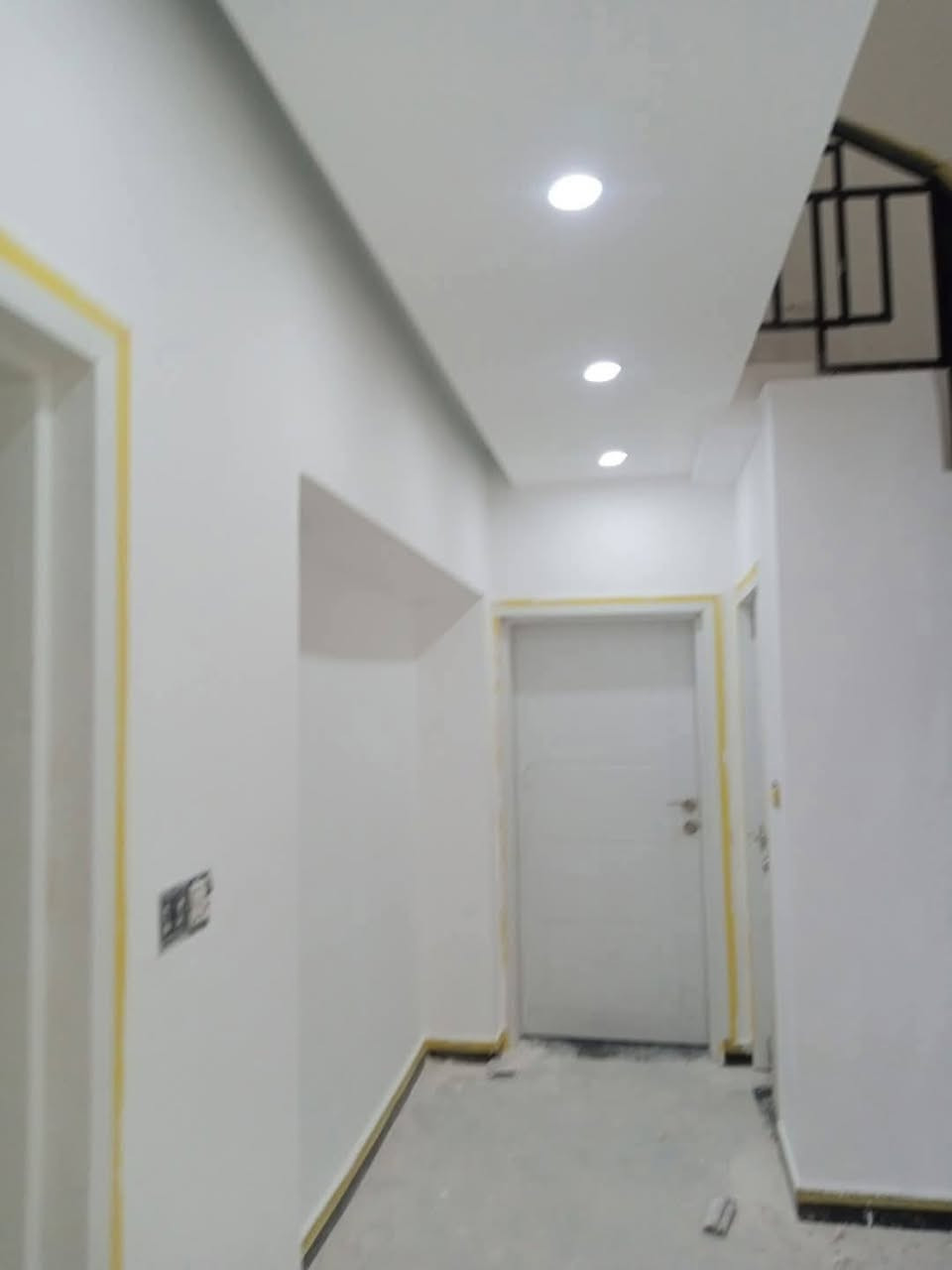 ​صباغ محترف بخدمتكم 🛠️🎨
لجميع أعمال الصبغ والديكور الحديث:
🔹 صبغ جدران وأسقف.
🔹 معالجة العيوب والترميم.
🔹 دقة في التنفيذ وسرعة في الإنجاز.
🔹 أسعار مناسبة جداً. ***********وتساب
