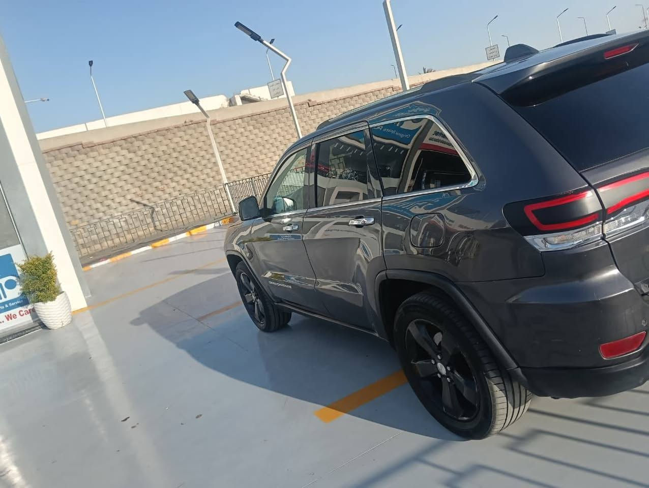 Jeep 16 جراند
ليد ليزر 

جنوط اسبورت22🏋️

شاشا دجتال وي شاشات خلفيه لي الاطفال وي الركاب اللي ورا ☺️

تكيف تلاجه🥶🥶🥶

8Vمطور💁

رشا برا نظافه✨

زيرو دواخل بالكامل ✨🤍

بطاريه زيرو 💥✨

شنطه كهربا 🔋

عداد132الف

السعر ناااار🔥🔥


**إذا كنت صاحب هذا الإعلان وتريد حذفه لأي سبب، رجاءا أرسل رسالة إلى الدعم الفني**