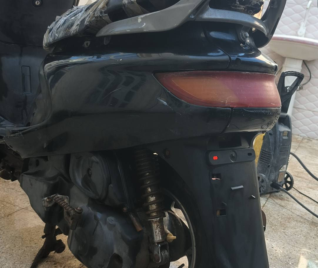 فراشه للبيع المكان الديوانية..
سعر 400 وبيه مجال
***********
