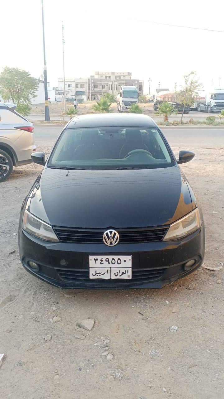 جيتا 2013 سعر 93$
بي صبغ بس ٢ قطع بابين رقم وسنويه جديد بسمي
محرك ٢٠ بدون توربو المرغوب عنوان دهوك قضاء برده 
اخوان الي موشراي لا يتصل رجاء ***********
