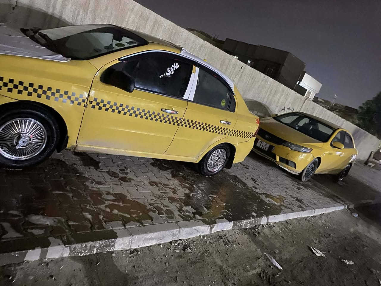 افيو كلك البيع *********** كفلك سرقه وطلب السعر ٢٠  وبيه مجال الديوانية كير عادي
