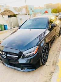 * مواصفات مرسيدس C300 كوبيه 2023:  * المحرك: محرك تيربو 4 سلندر سعة 2....