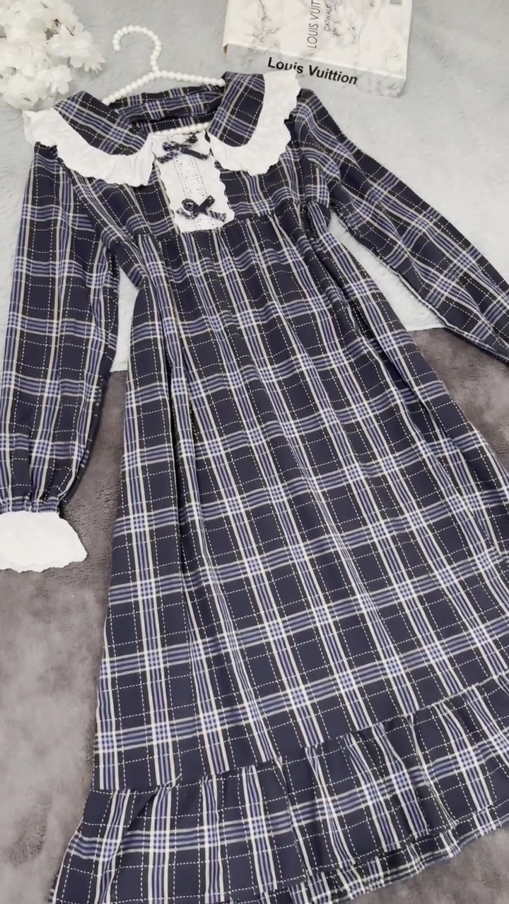 دشداشة فنتچ كاروهات باللون النيلي 
الخامة قطني 💙
القياسات m,L,xl

#اكسبلورر  #اكسبلور_فولو  #اكسبلور  #اكسبلورexplore  #اكسبلور_explore


**إذا كنت صاحب هذا الإعلان وتريد حذفه لأي سبب، رجاءا أرسل رسالة إلى الدعم الفني**