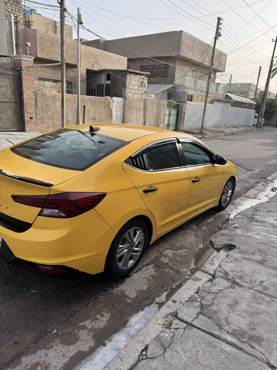 سلام وعليكم النتره مديل 19 حادث جاملغ وبنيد لبقي ليبل واحد سياره جديده مكين دوش تخم تاير جديد صدر جديد *********** مكان الشعب
