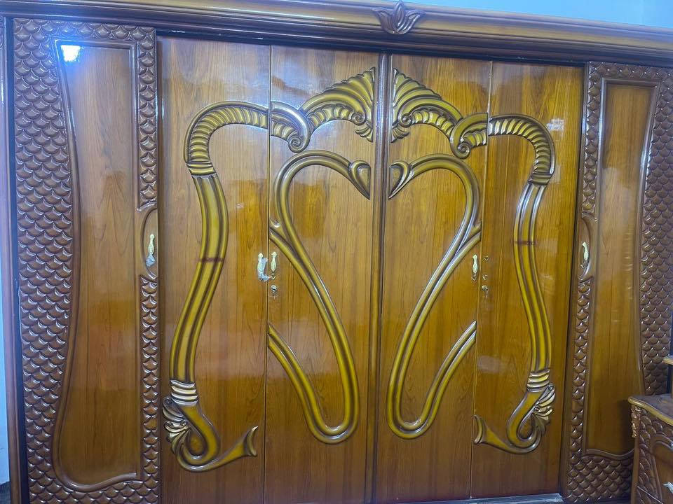 للبيع غرفة النوم السعر ١.٢٥٠ قابل للتفاوض
***********
