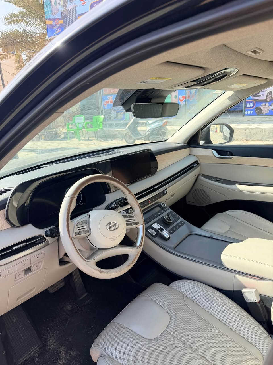 هونداي بلسايد 2023 
فول مواصفات دبل فتحة 
كشنات جلد تدفئة تبريد 
كشنات خلفيه ملكي تدفئة تبريد 
رادارات . كاربلي 
سيارة بيهة بنيد نفسه معمر ومصبوغ وصور الحادث مرفوقة بلصور 
السعر $275 وبيهة مجال 
مكاني ناصرية مركز 
*********** ناصرية, ذي قار
