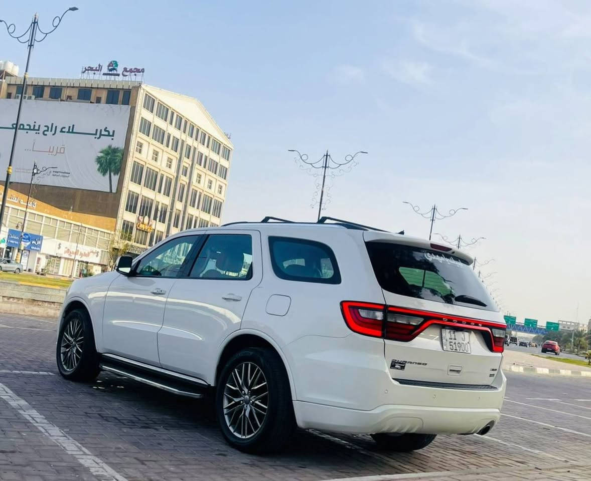 السلام عليكم..
دورنكو 2011 رقم بغداد بأسمي هزه وارقام جدد

وارد كندي كلين فقط بنيد محدث والقديم موجود مكفوله من الضربه السياره

فول مواصفات عدا الفتحه
مكينة 6 سلندر 3.6
7 راكب 4 قطع تبريد
شاشه وكاميرا خلفيه
كشنات جلد كهرباء
جنطه كهرباء
اشاير بالمري ومري قلاب ع البك
ذاكره بالكشن

السياره جديدة وجاهزه ماشيه 153 تراي زيرو والسيارة صافيه لا شخوط ولا طخات ولا بارد

مكانها كربلاء
السعر 168 ورقه
***********
