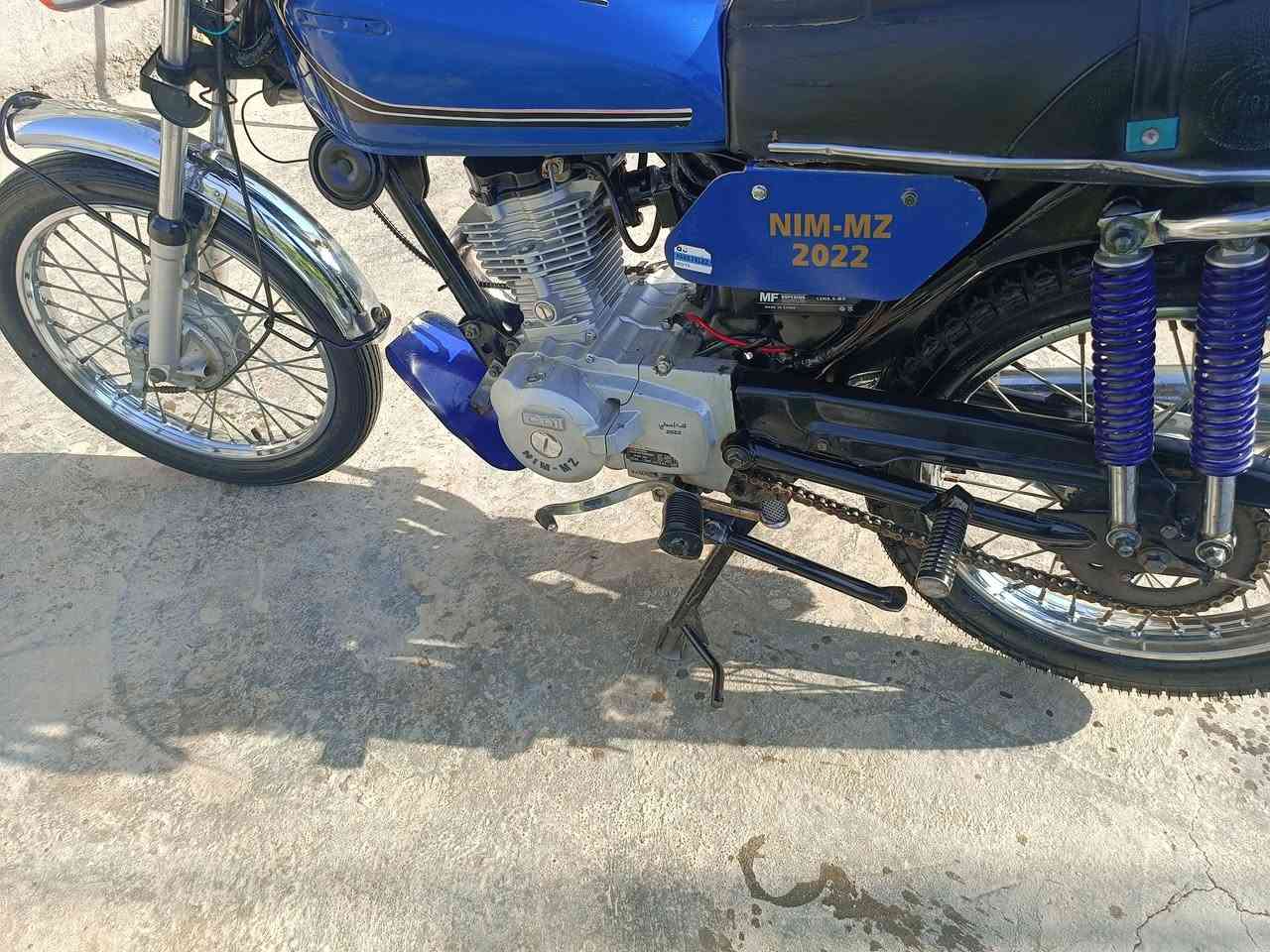 نامه ام زت.) موديل 2022) دراجه جاهزه من كلشي مثل ماموضح بصوره دراجه وراق صولي مناقصه ورقه السعر (550)قفل قفل
