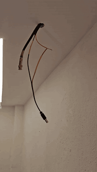 🔹 شرنك واير متعدد الألوان والقياسات
مجموعة أنابيب حرارية عالية الجودة تُستخدم لعزل وحماية الأسلاك الكهربائية. تنكمش عند تعرضها للحرارة لتوفر تغليف آمن ومحكم.

▪️ القياسات: من 1.5 ملم إلى 14 ملم
▪️ الطول: 10 سم لكل قطعة
▪️ الألوان: أسود – أحمر – أصفر – أخضر – أزرق – أبيض
▪️ الاستخدام: مثالي لترتيب الكيبلات، حماية التوصيلات، منع التماس، وتقوية النهايات

✅ مقاومة للحرارة والتآكل
✅ سهلة الاستخدام وسريعة الانكماش
✅ مناسبة للإلكترونيات والتوصيلات الكهربائية
🌐 رابط المنتج على موقعنا الرسمي:
https://shams-electric.com/product/25731/

📞 للاستفسار والطلبات:
*********** – ***********
📍 بغداد – الشورجة – عكد النصارى
✨ شمس إلكتريك لتجارة المواد والخدمات الكهربائية
