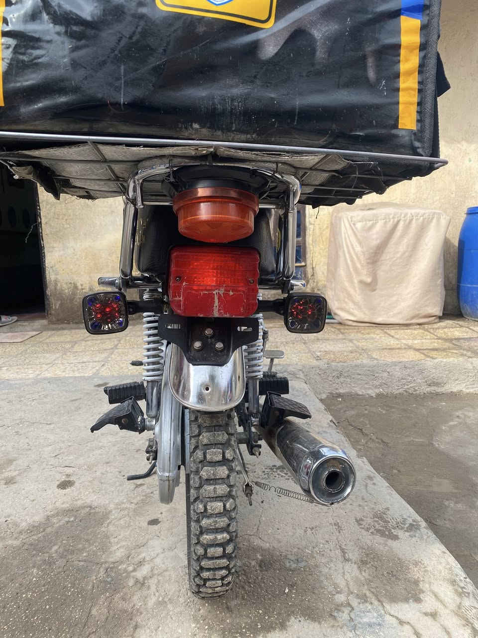 سلام عليكم تم نشر بسبب الوعود الكاذبه عيب عليك تواعد وتنطي كلام متجي  زلمه زربه نته تواعد  وجذاب حشه ناس زينه مديل 23خمسه كير جاهزه كله جديد باتري شاير ليت كيج تيرات   سعر 450الف مكاني بغاد حسينيه المعامل ملاحضه صندوك وستان التليفون مو ويها مبيعهن ***********وتساب
