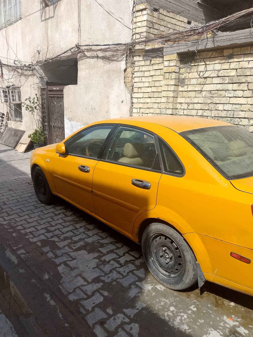 السلام عليكم عيدكم مبارك سياره فورنزا موديل 2008محرك جديد برمضان شاده والوصل مال  المحرك موجود والكير بي طبه يعني كير كايم مصفره هيئه ومرور سياره امريكيه ضرر البدنه وبيه تبديل جاملغات اثنين وبنيد وأي استفسار هذا رقمي بي وتساب ***********مكاني بغداد الشعله
