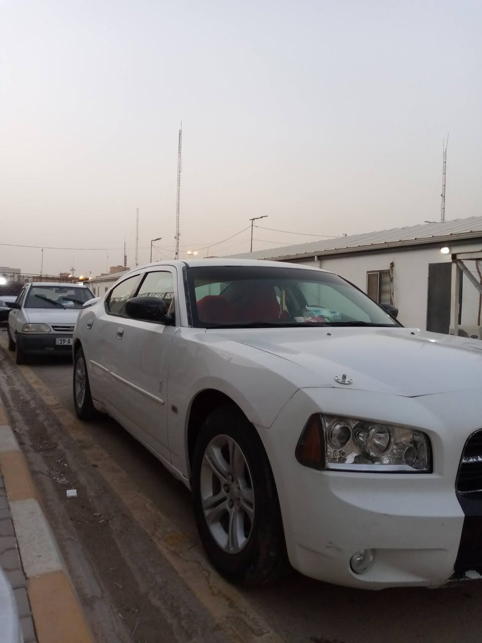 جارجر موديل 10بسمي خليجي للبيع او مروس مكانه نجف ناحيه القادسيه موبايل ***********
