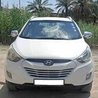 للبيع توكسان موديل 2012 خليجي مكفولة ماعدا إصبعين حافة البنيد ماشيه 18...
