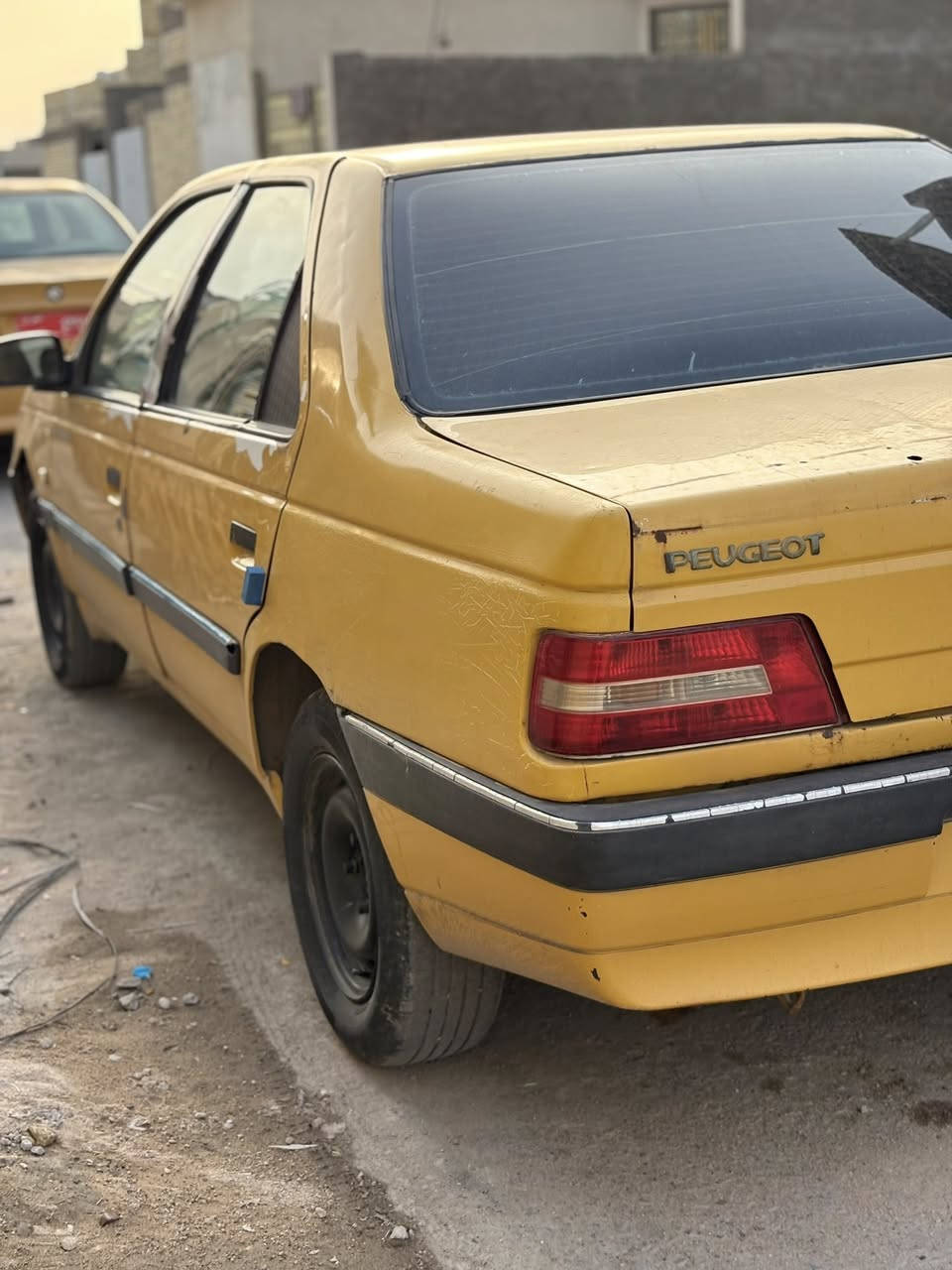 بيجو 405 2016
مكينه وكير كلش حلوات 
حداده نص عمر 
بديها حلو 
يرادلها ترتيبات
السعر 28 يرادلها ترتيبات 
للاستفسار 
***********
