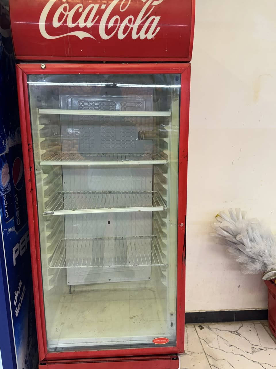 عارضات تبريد شرط الشغل الحمرا نقصها فقط مروحه شغاله شرط الفحص العنوان البصره القرنه الاستفسار الاتصال على الرقم اوالتواصل على الواتساب***********
