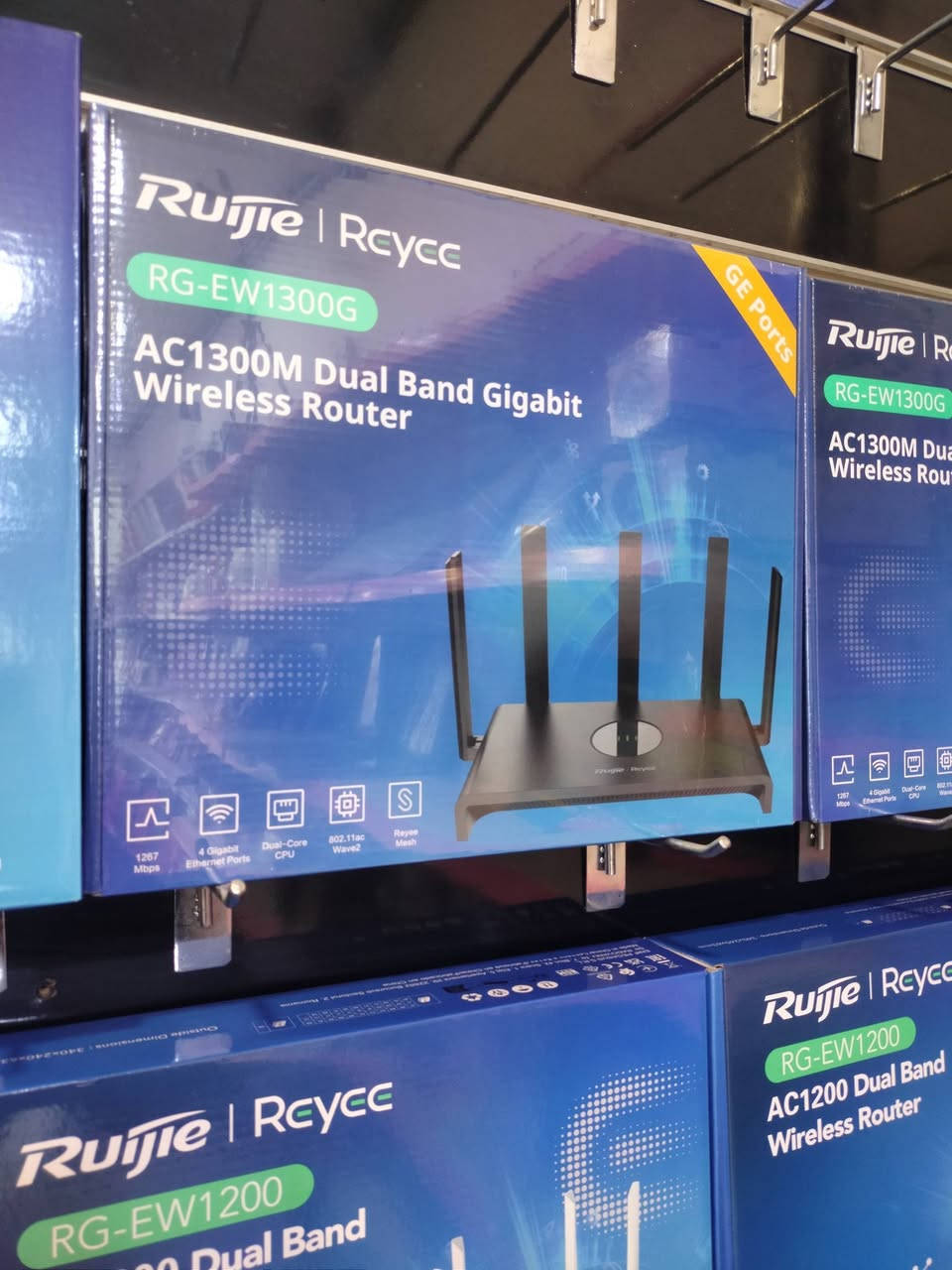 گەیشت ... بابەتی ئینتەرنێت و پیداویستێکانی 
بەشەرت و بەزەمان بەوەسڵ بۆیەکەمجار 
لە پێشانگای بەهەشت ،،، کەزەمانەکەیش پێك دێت لە ,زەمانی 3ساڵ بۆ ڕاوتەرەکان وە گەر تێك چوو یان کێشەی هەبوو ، بیهێنەرەوە بۆت دەگۆڕین بەدانەیەکی تازە وە زەمانی 3ساڵی تریش وەربگرە 

هەموو ئەمانە و زیاتریش لەگەڵ پێشانگای بەهەشت بەردەستە 
ناونیشان // کەرکوك // سەرووی بازاڕی پەنجاعلی 
ژ.م***********-***********
