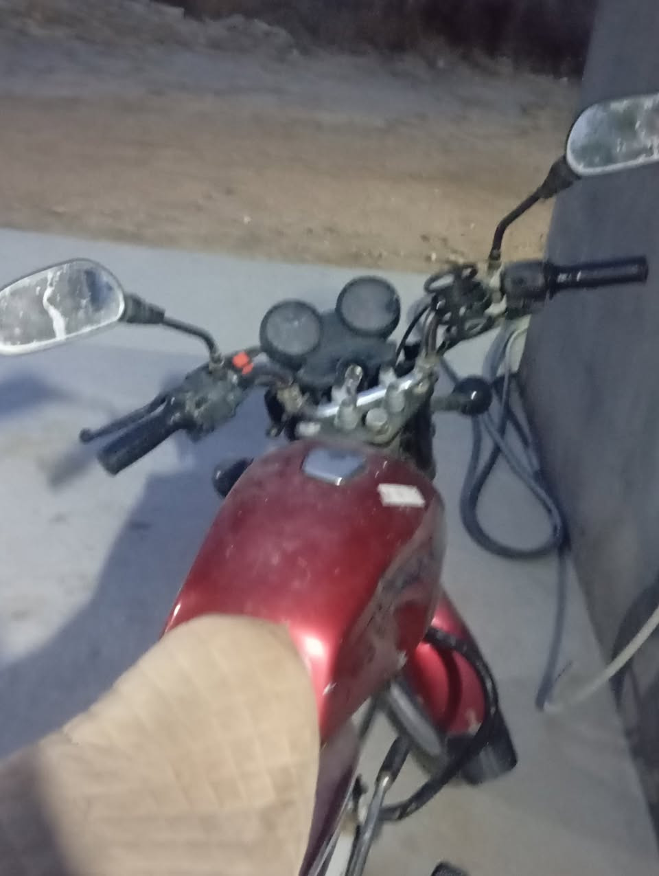 يأبه السلام عليكم دراجه بوكسر للبيع موديل ١٩ مخرج ب ٢٠ دراجه محركها مجفت وكاله وشرط الفحص من تبخير واي شي كلشي شغال سلف نكره و كهربائيات كامله بدون اي تحوير وأوراقها موجودة 5 اوراق مال وكيل حلوه و نضيفه بس بيها دعجه بالتانكي بسيطه تتعدل دراجه والله خير من الله سعرها حلوا 900 الف بيها مجال بسيط حك الجيه.. مكانها كربلاء ــالحسينيه
للاستفسار ***********
