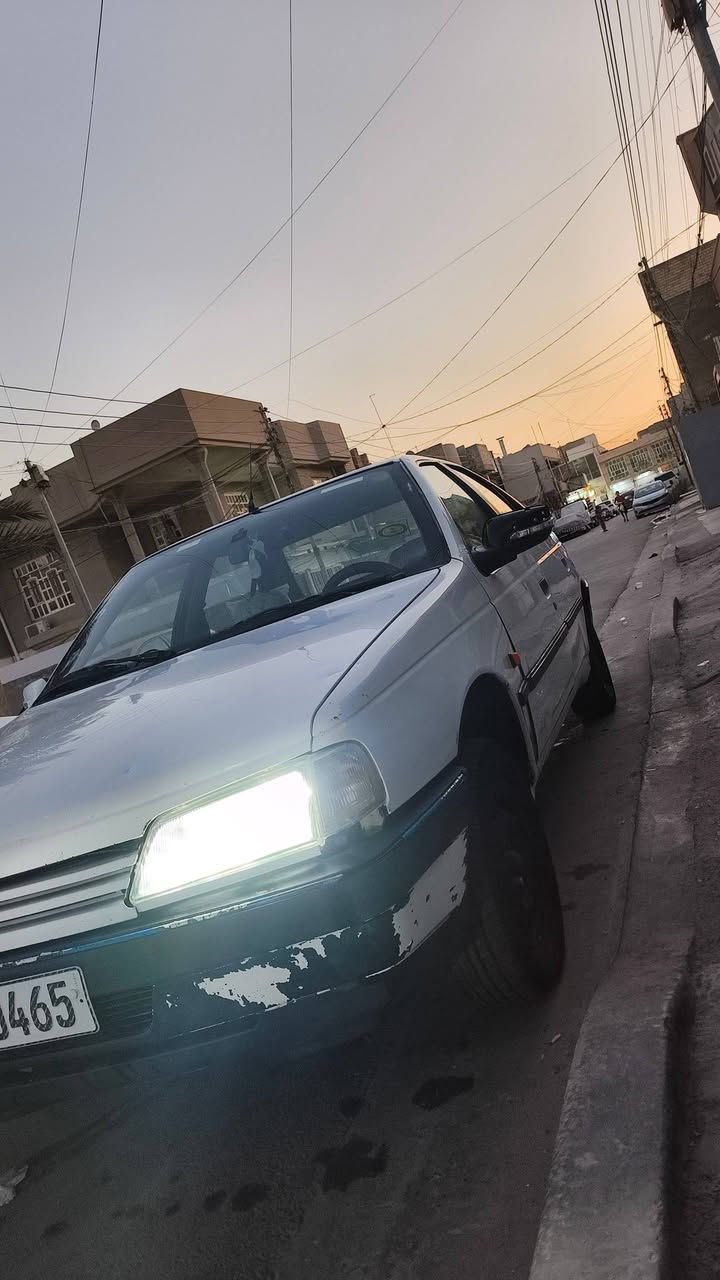 السلام عليكم بيجو روئ2009 للبيع 
كير مكينه خير من الله (الكير مال برنس )
تبريد ثلج عندك 
اكسل كارينا ياباني 
غرفه نضيفه 
اي نقص مابيها بيها خياسات بلهلالات قليله 
كشر حلو نضافه 80٪
رقم بابل باسمي شرط التحويل اذا متحول لتجي ولتوصلني 
مكان السيارة بغداد الامين الثانيه 
الاستفسار بس ع الرقم خاص ماكوو ماجاوب ***********
السيارة رايدهاا 27 وبيها مجال حگ جيتك تحياتي لكم

