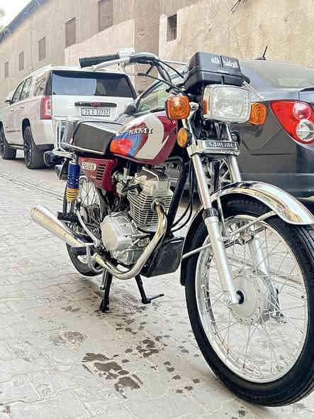 السلام عليكم درجه نامه أربعةكير  درجه زيرو ماشيه خمستلاف موديل 2025 مكفولا كفلا عامه سعره 800 بغداد  الشيخ عمر الرقم ***********
