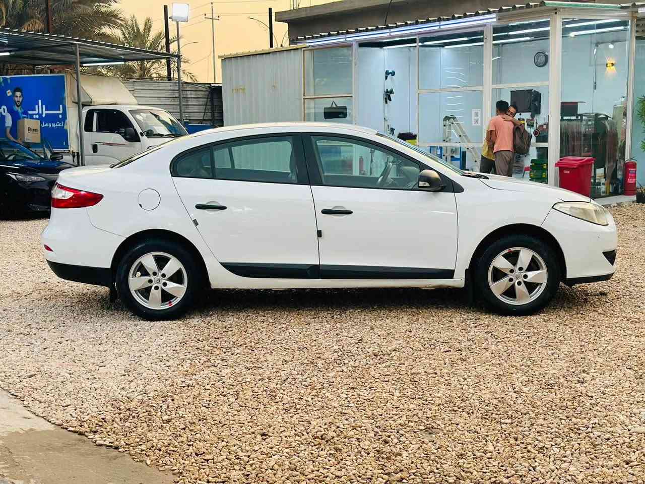 رينو فلاونس 2013
رقمها بابل مميز ، جديد
سنوية مجددة لغاية 2029
قبق اصفر
شاشة حديثة + كامرا خلفية
دوشمة جلد نظيفة
كهربائيات كلها شغالة
مكان السيارة بابل تحويل ثاني
***********
التواصل على الرقم
السعر 75 وبيها مجال بسيط حلة, بابل
