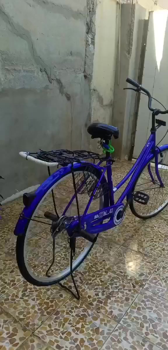 بايسكل عبد الحليم للبيع
السعر 125
مكاني موصل رشيدية 
رقم ***********
