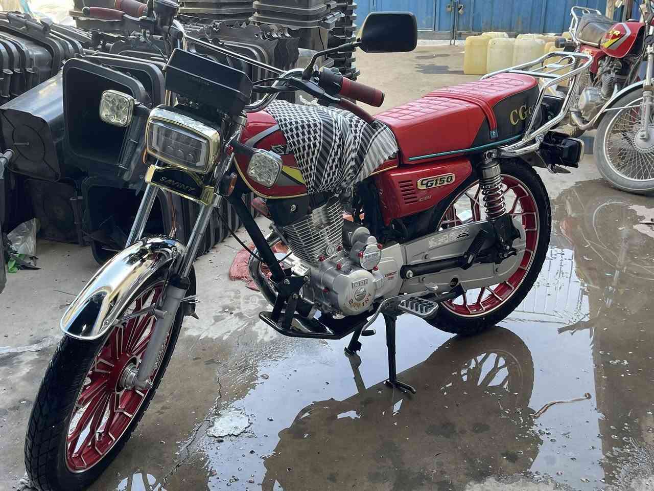 السلام عليكم سافيني كامل مكمل منفيي 
الصور بتحكي ما لح احكي 
سعرو ٦٧٠ الف  موديل ٢٤  الله يبارك لشرا ❤️‍🔥


**إذا كنت صاحب هذا الإعلان وتريد حذفه لأي سبب، رجاءا أرسل رسالة إلى الدعم الفني**