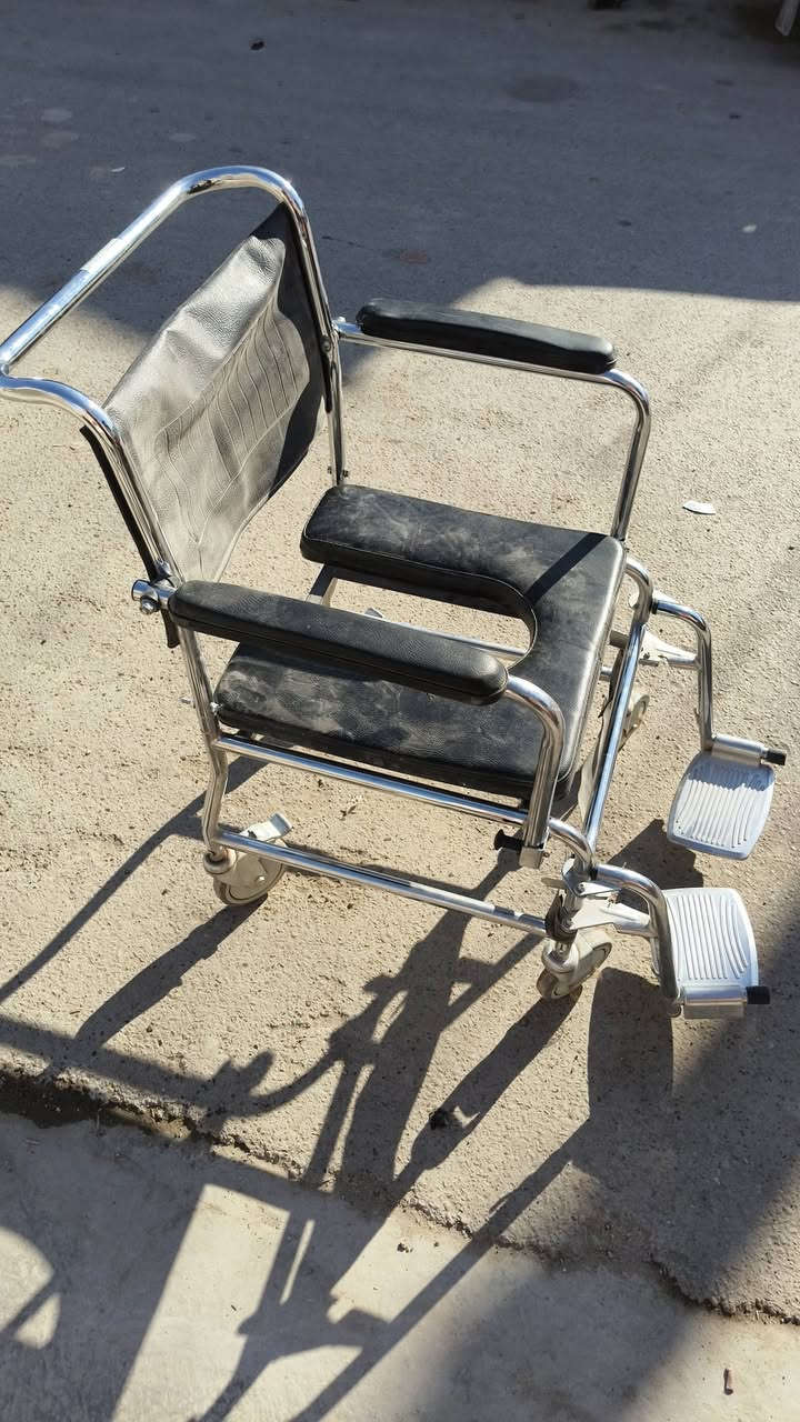 سلام عليكم عربانه جديده سعر 40 مكنسه كهرباء سعر 30شغاله كامله رقم ***********
