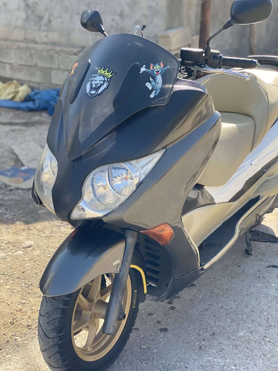 فورزا صفر ١٠ سرائيلي
مواصفات_ABS_تدفئه يدات_مسجل 

مكينه خير من الله لا تنقيص للتبخير ولا مفتوحه 

السعر ١٦٠٠ وبيها مجال بسيط 

العنوان ديالى بعقوبه 

***********
