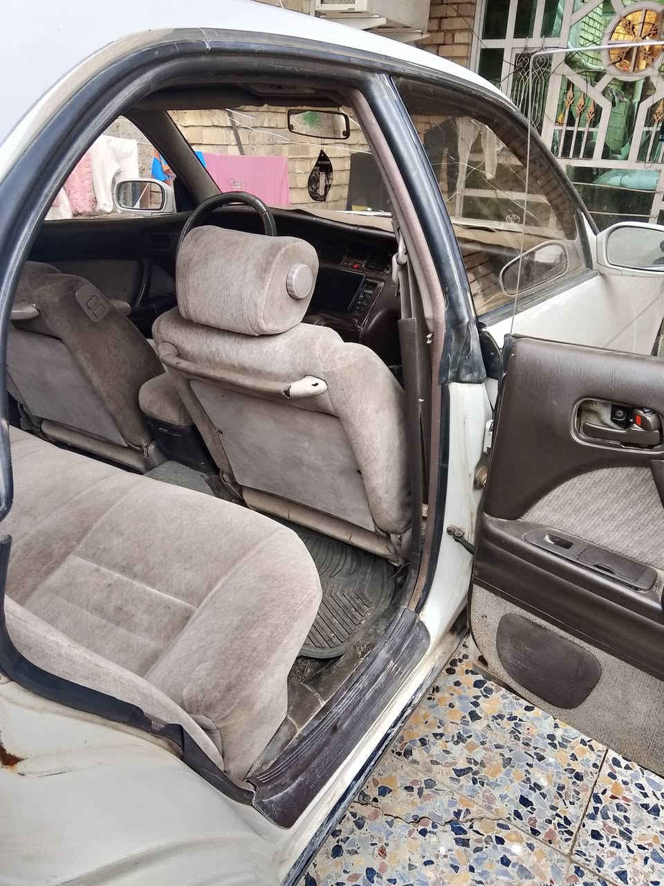 بطه تحوبل مباشر رقم ديالى مشروع وطني  تحويل مباشر 
مكفوله من الكص والنقل جثه 

كهربائيات كلها جاهزه 

سنتر لوك 

كير مكينه حداديه تخم تاير كفاله والسياره ناعمه كلش وخير من الله 

كير مكينه 2500 ديلوكو 

صبغه جديده جماليه بدون ضربه وبدون معجون وصبغه درجه اولى صابغها 

السياره احلى من الصور بهواي والسياره ما تتقارن بل باقيات سياره حلوه وبيها سونار هم

السعر 53$ وبيها مجال قليل 

العنوان بغداد

‭***********
