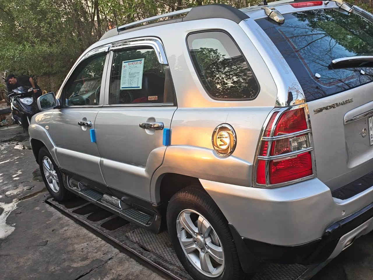 سبورتج موديل 2009 خليجية مكفولة من ضربة وصبغ شاشة كامرة حساس تحكم حاكية كشنات جلد وبيها مواصفات أكثر مكينة وكير خير من الله صدر امامي وخلفي جدد تبريد ثلج سيارة جاهزة من كلشي سعر 110 وبيها مجال للشراي للستفسار *********** عنوان بغداد
