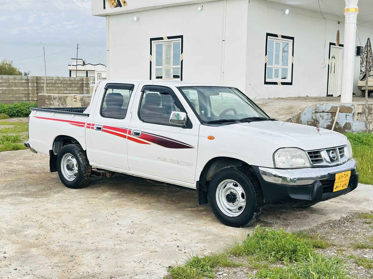 السلام عليكم نيسان للبيع موديل 2010رقم اربيل تحويل مباشر مضروبه هزه كامل مكفوله من الصبغ بيه مكانات بارد السونار مرفق بالصور محرك مامفتوح گير شرط كهربائيات كله شغاله تواير جدد السعر 125وبيه مجال العنوان كركوك الحويجه رقم الهاتف ***********
