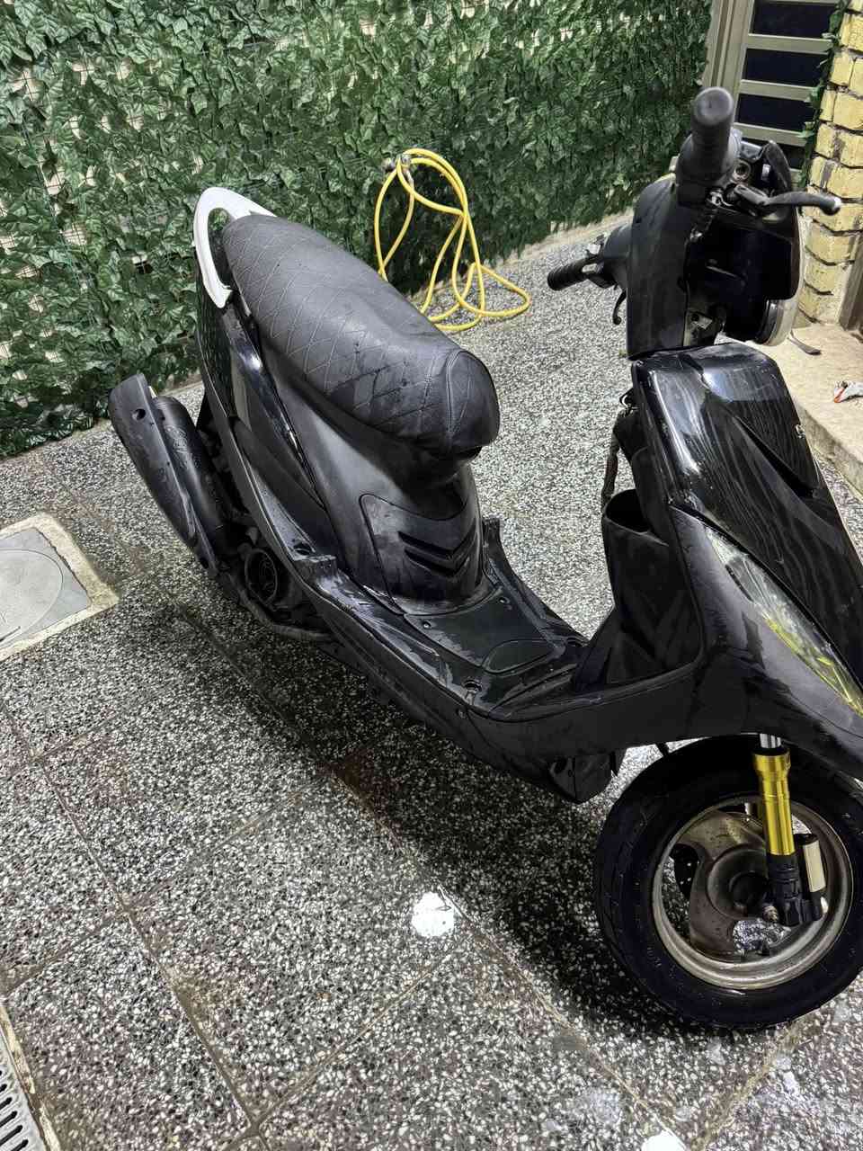 ماكس عدله للبيع دراجه شلعه ومعدل نكره سلف بيه نقوصات قليله ب 350 وبيه مجال قليل مكاني بغداد بلديات 
***********
