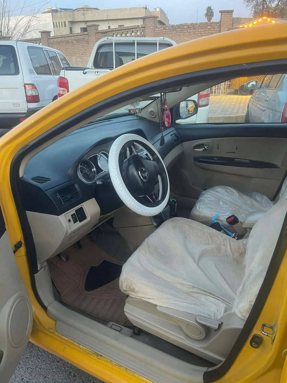 يالله …متاح كريت ول موديل 2012 بدون ضرر بس تصفيه رقم بابل  مشروع وطني سنويه ل30 باسمي تريد وكاله او تحويل  كير محرك يارس شرط مابي اي عيب سياره ما ناقصها اي شي كبل اطلع بي ع باب الله

سعر 57وبي مجال  
***********واتساب
