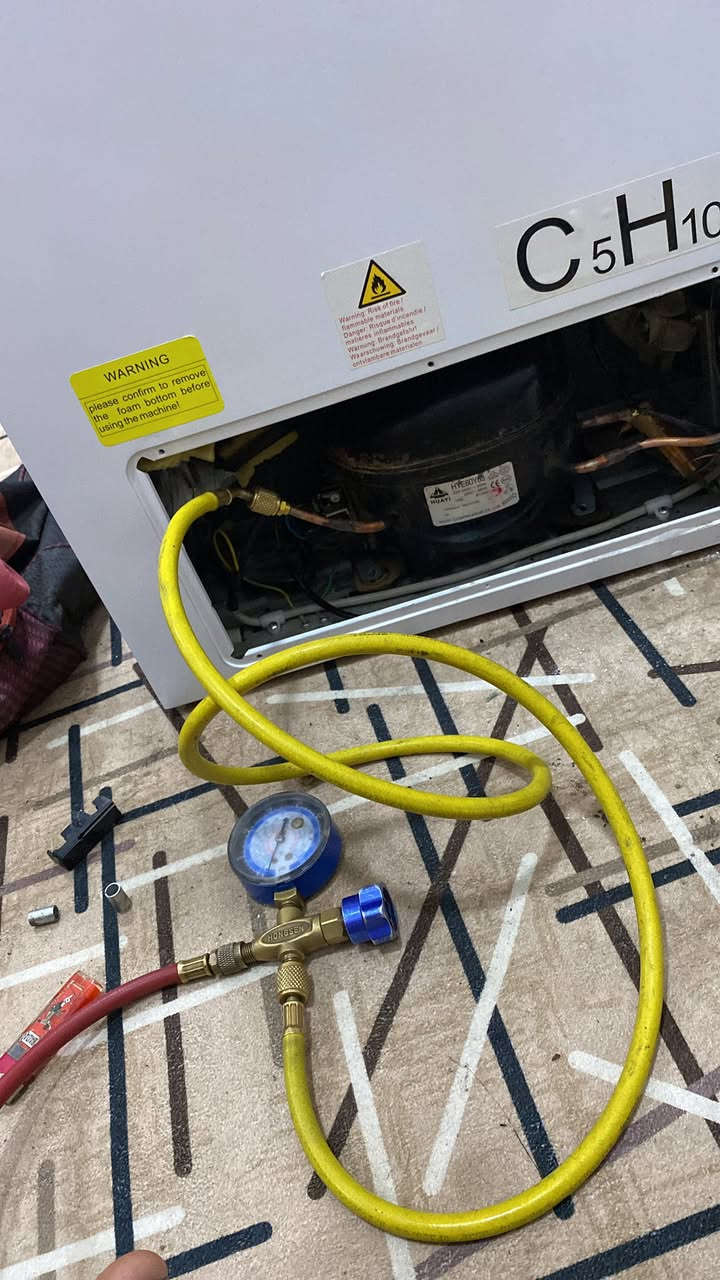 سلام عليكم ورشة هشام الدليمي لصيانه ثلاجه/مجمدة/عارضات/ شحن تبريد سيارت  الاستفسار الخاص وهذا الرقم ***********
